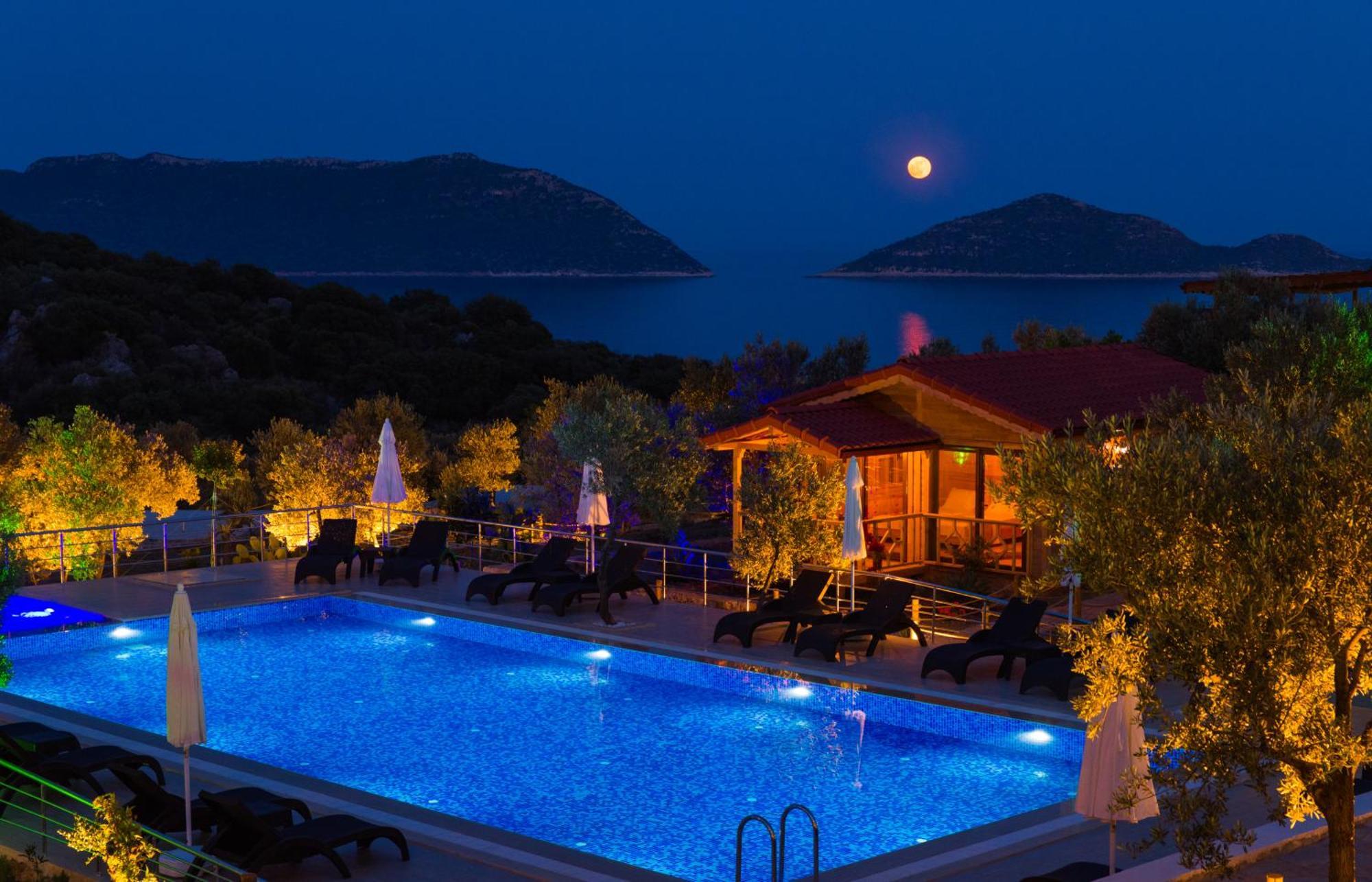 קס Doganin Ruhu Hotel & Bungalow מראה חיצוני תמונה