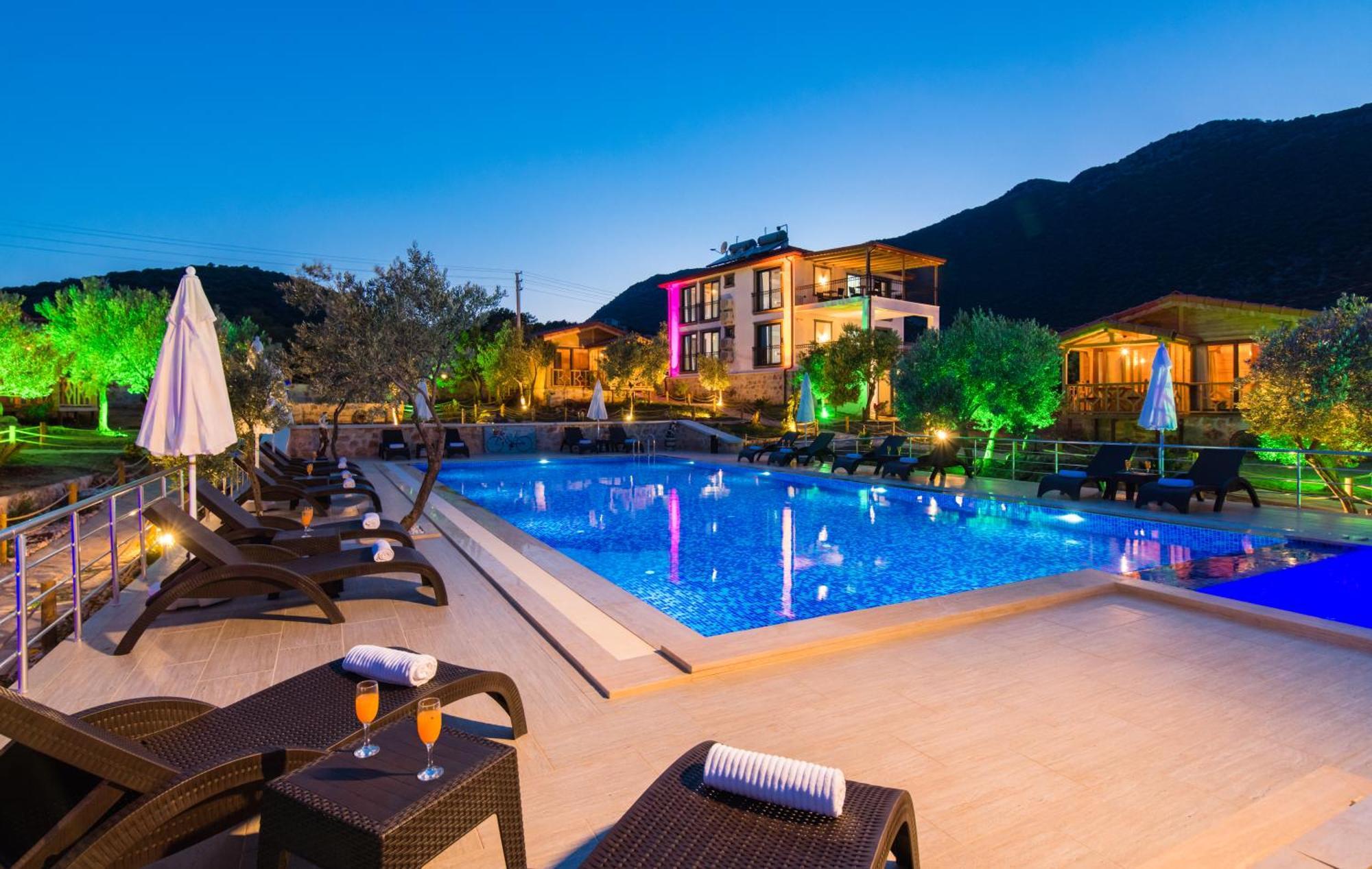 קס Doganin Ruhu Hotel & Bungalow מראה חיצוני תמונה
